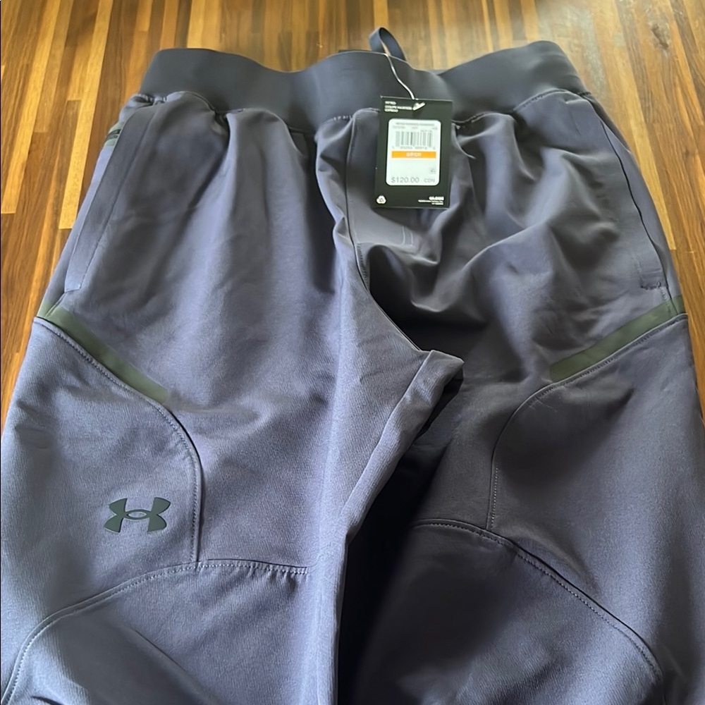 Under Armour Charcoal purple Athletic Pants, Men’s NWT